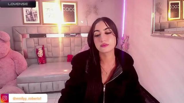 Thumbnail 3, emily_roberts_b's Stream at Chaturbate, 19 months ago