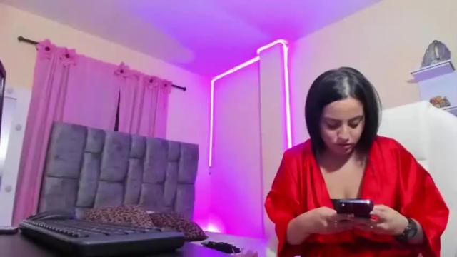 Thumbnail 1, emily_roose_'s Stream at Chaturbate, 17 months ago