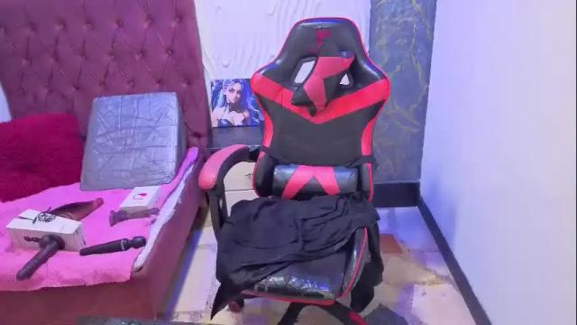 Image 11 of emily_rosse04 Stream on Chaturbate on 2 months ago