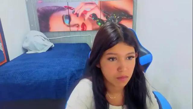 Image 4 of emily_rosse04 Stream on Chaturbate on 2 months ago
