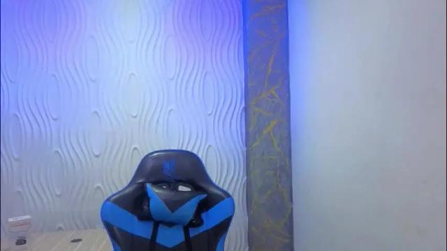 Image 3 of emily_rosse04 Stream on Chaturbate on 22 days ago
