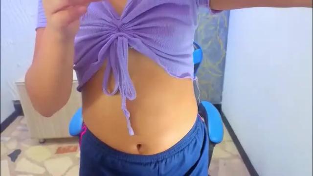 Image 8 of emily_rosse04 Stream on Chaturbate on 22 days ago