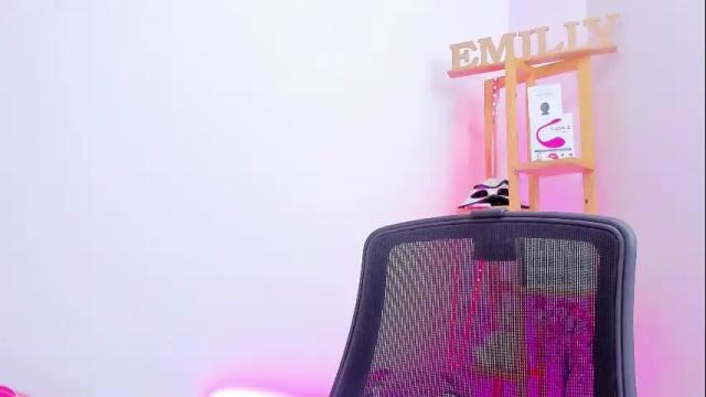 Image 8 of emily_sanderss1 Stream on Chaturbate on 2 months ago