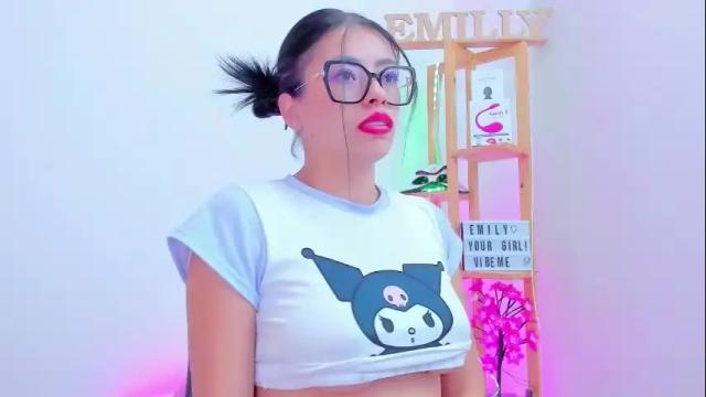 Image 3 of emily_sanderss1 Stream on Chaturbate on 1 month ago