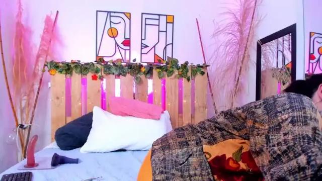 Image 3 of emily_sartre Stream on Chaturbate on 16 months ago
