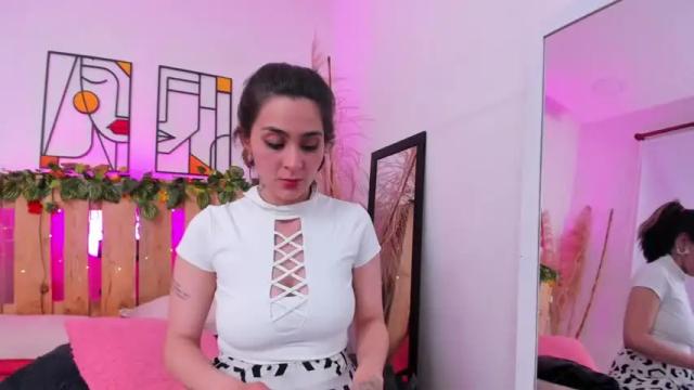 Image 2 of emily_sartre Stream on Chaturbate on 15 months ago