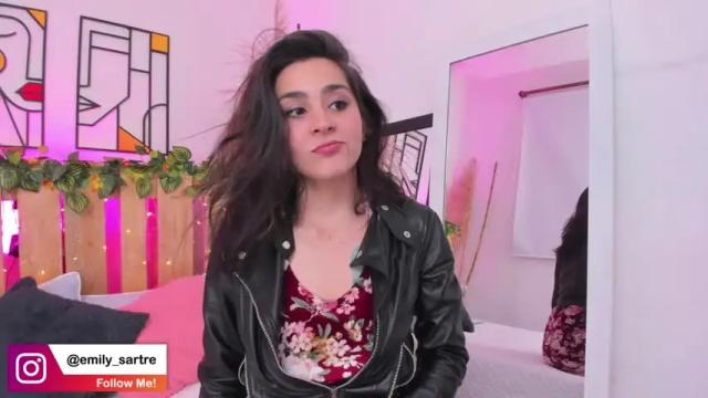 Image 12 of emily_sartre Stream on Chaturbate on 15 months ago