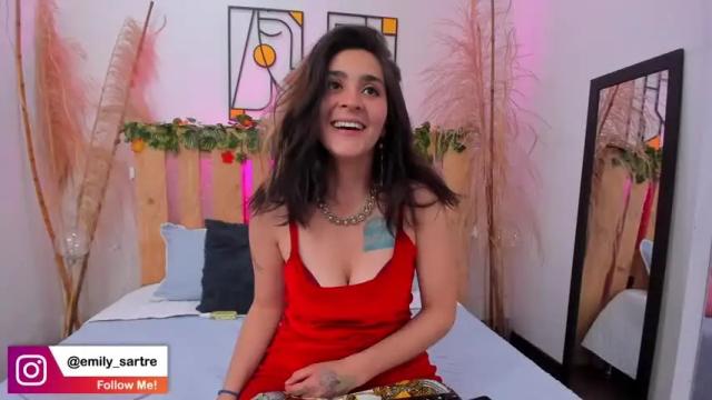 Image 7 of emily_sartre Stream on Chaturbate on 14 months ago