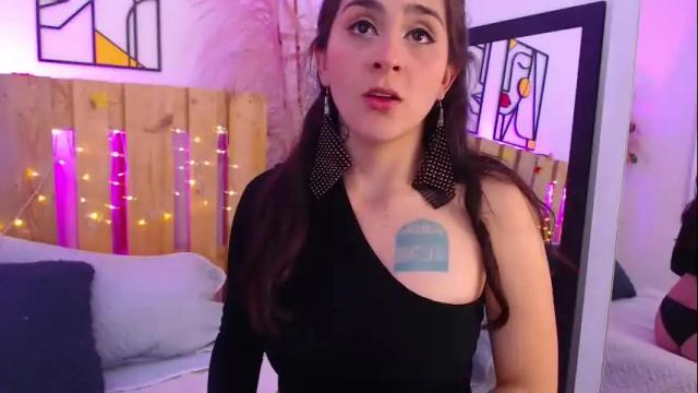 Image 3 of emily_sartre Stream on Chaturbate on 1 month ago