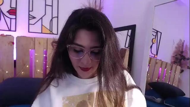 Image 2 of emily_sartre Stream on Chaturbate on 1 month ago