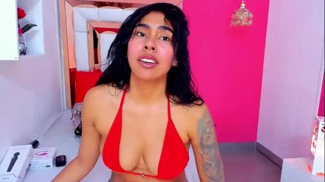 Image 3 of emily_sexy3 Stream on Chaturbate on 1 month ago