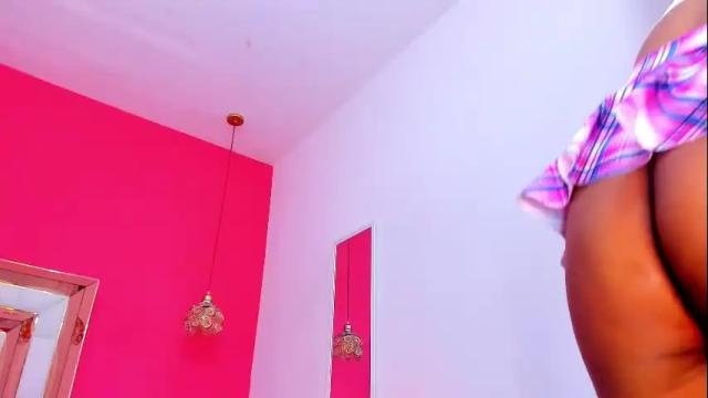 Image 3 of emily_sexy3 Stream on Chaturbate on 29 days ago