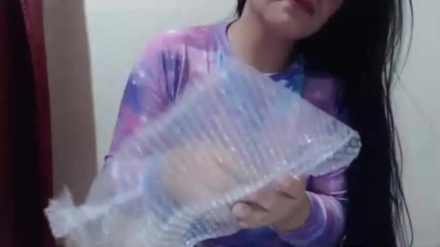 Image 4 of emily_sexy69 Stream on Chaturbate on 19 months ago