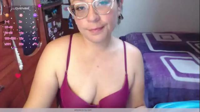Image 8 of emily_sexy69 Stream on Chaturbate on 1 month ago