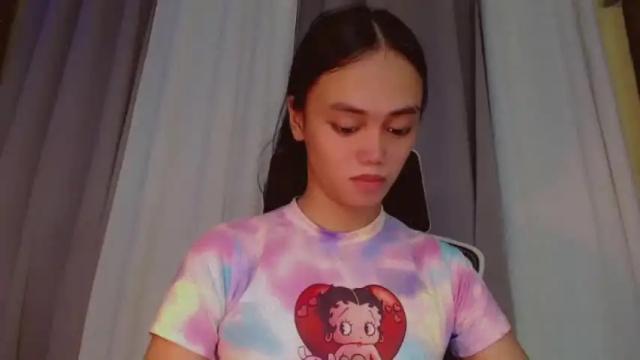 Image 4 of emily_sexyslut Stream on Chaturbate on 19 months ago