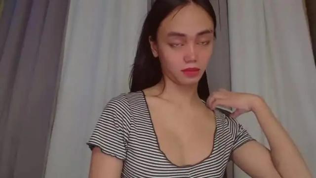 Image 4 of emily_sexyslut Stream on Chaturbate on 19 months ago