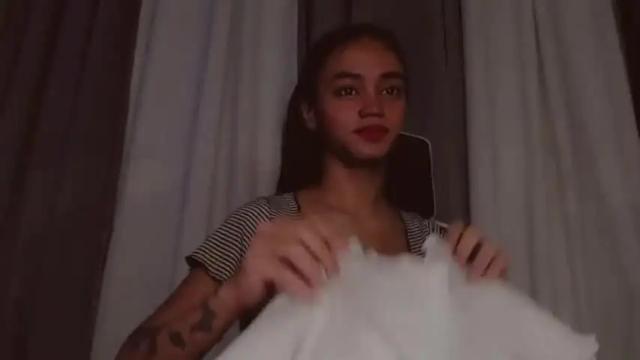 Image 6 of emily_sexyslut Stream on Chaturbate on 19 months ago