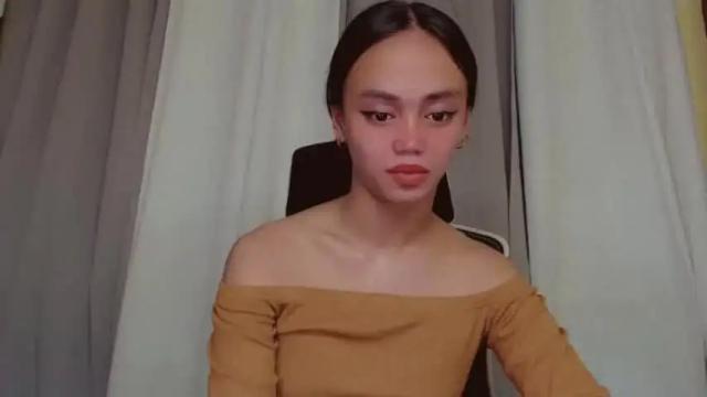 Image 11 of emily_sexyslut Stream on Chaturbate on 18 months ago