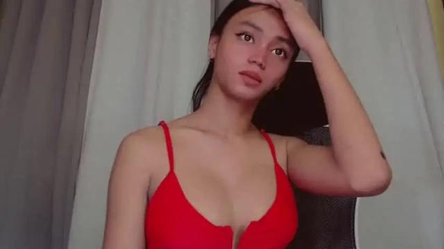 Image 4 of emily_sexyslut Stream on Chaturbate on 18 months ago