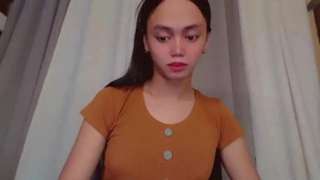 Image 2 of emily_sexyslut Stream on Chaturbate on 18 months ago