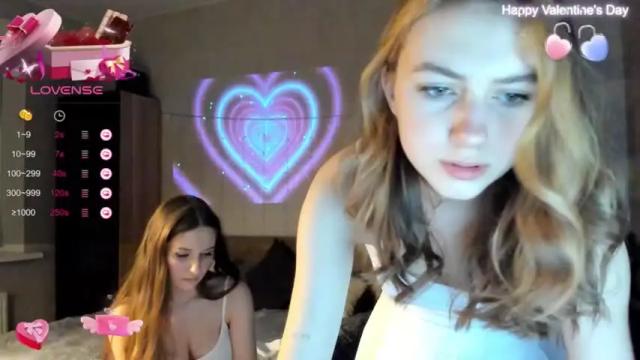Image 6 of emily_siu Stream on Chaturbate on 15 months ago