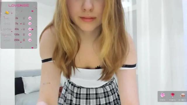 Image 4 of emily_siu Stream on Chaturbate on 14 months ago