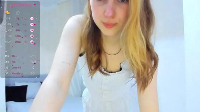 Image 6 of emily_siu Stream on Chaturbate on 13 months ago