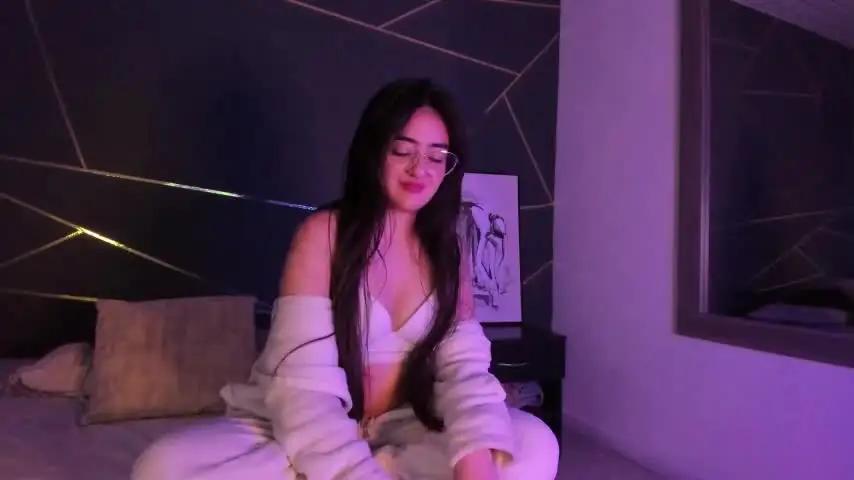 emily_sophiia Chaturbate
