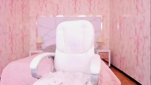 Image 8 of emily_submissive Stream on Chaturbate on 6 months ago