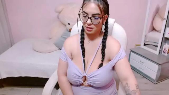 Thumbnail 1, emily_vausse's Stream at Chaturbate, 20 months ago