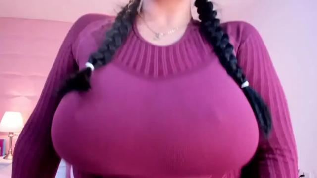 Image 3 of emily_vausse Stream on Chaturbate on 14 months ago