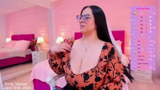 Image 7 of emily_vausse Stream on Chaturbate on 14 months ago