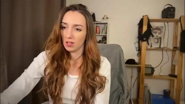 Image 6 of emily_w0w_ Stream on Chaturbate on 2 months ago