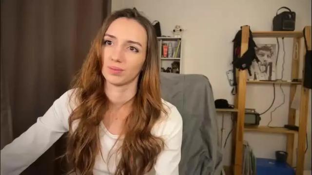 Image 8 of emily_w0w_ Stream on Chaturbate on 2 months ago
