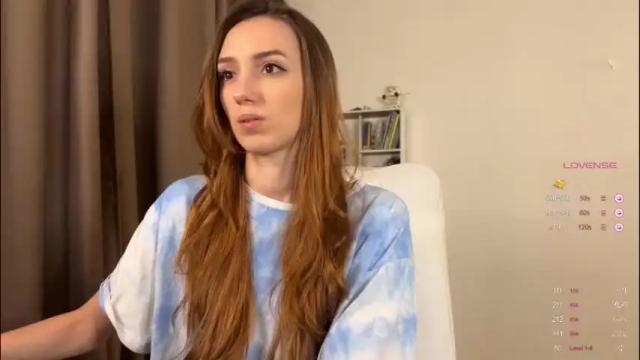 Image 11 of emily_w0w_ Stream on Chaturbate on 27 days ago