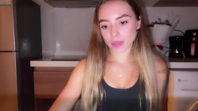 Image 11 of emily_wilds Stream on Chaturbate on 26 months ago