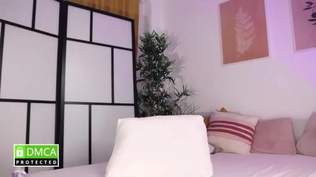 Image 7 of emilyanderson___ Stream on Chaturbate on 15 months ago