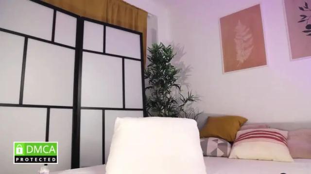 Image 10 of emilyanderson___ Stream on Chaturbate on 15 months ago
