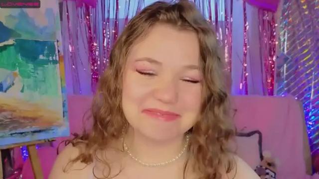 Thumbnail 1, emilyart_'s Stream at Chaturbate, 15 months ago