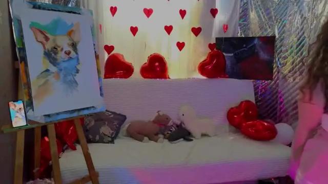 Image 8 of emilyart_ Stream on Chaturbate on 13 months ago