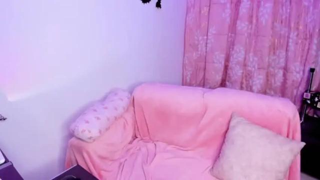 Image 2 of emilybarragan_ Stream on Chaturbate on 17 months ago