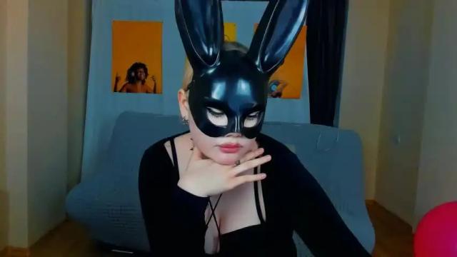 Image 2 of emilyblunt33 Stream on Chaturbate on 10 months ago