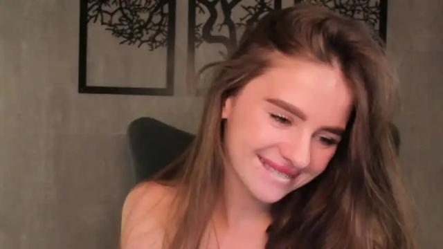Image 11 of emilyboner Stream on Chaturbate on 12 months ago