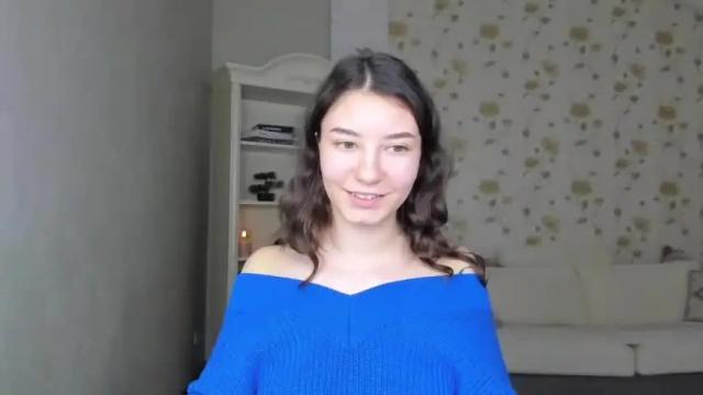 Image 3 of emilychek Stream on Chaturbate on 15 months ago