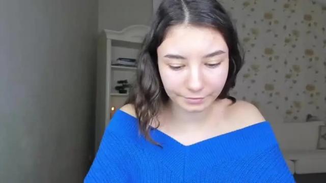 Image 8 of emilychek Stream on Chaturbate on 15 months ago