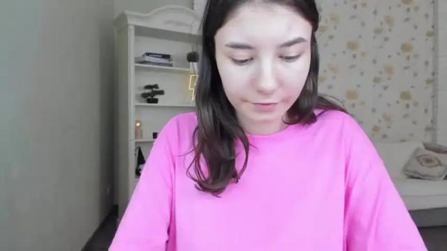 Image 10 of emilychek Stream on Chaturbate on 15 months ago