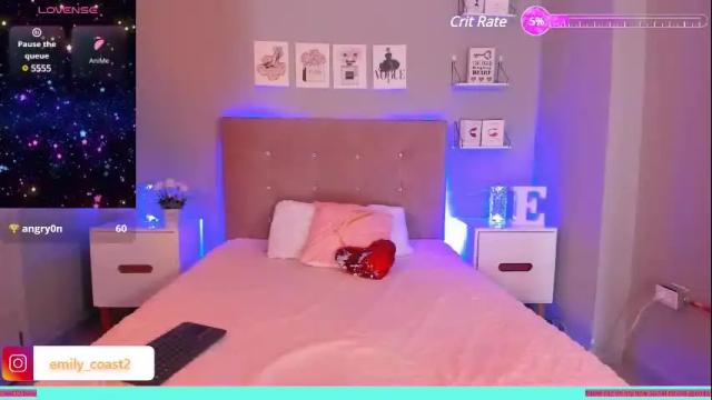 Image 4 of emilycoast Stream on Chaturbate on 21 days ago
