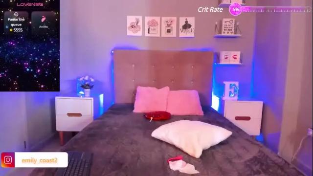 Image 2 of emilycoast Stream on Chaturbate on 2 days ago