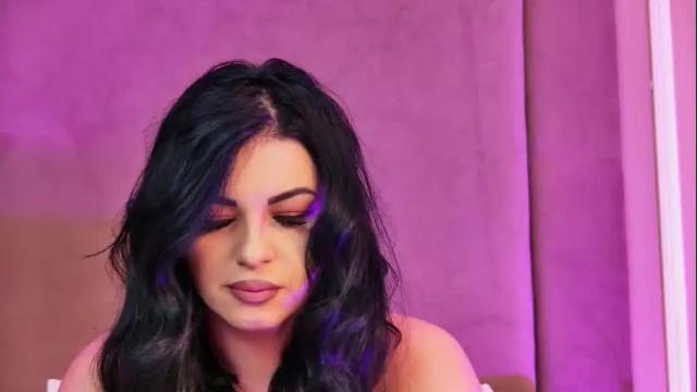 Image 10 of emilycolle_ Stream on Chaturbate on 1 month ago