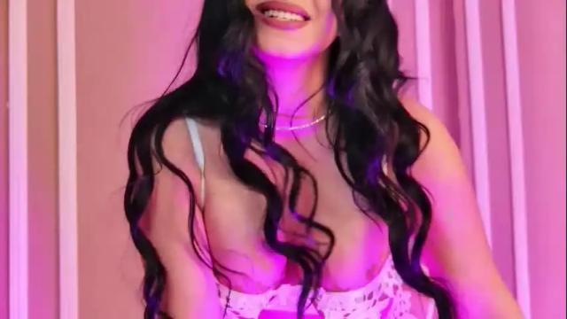 Image 6 of emilycolle_ Stream on Chaturbate on 1 month ago